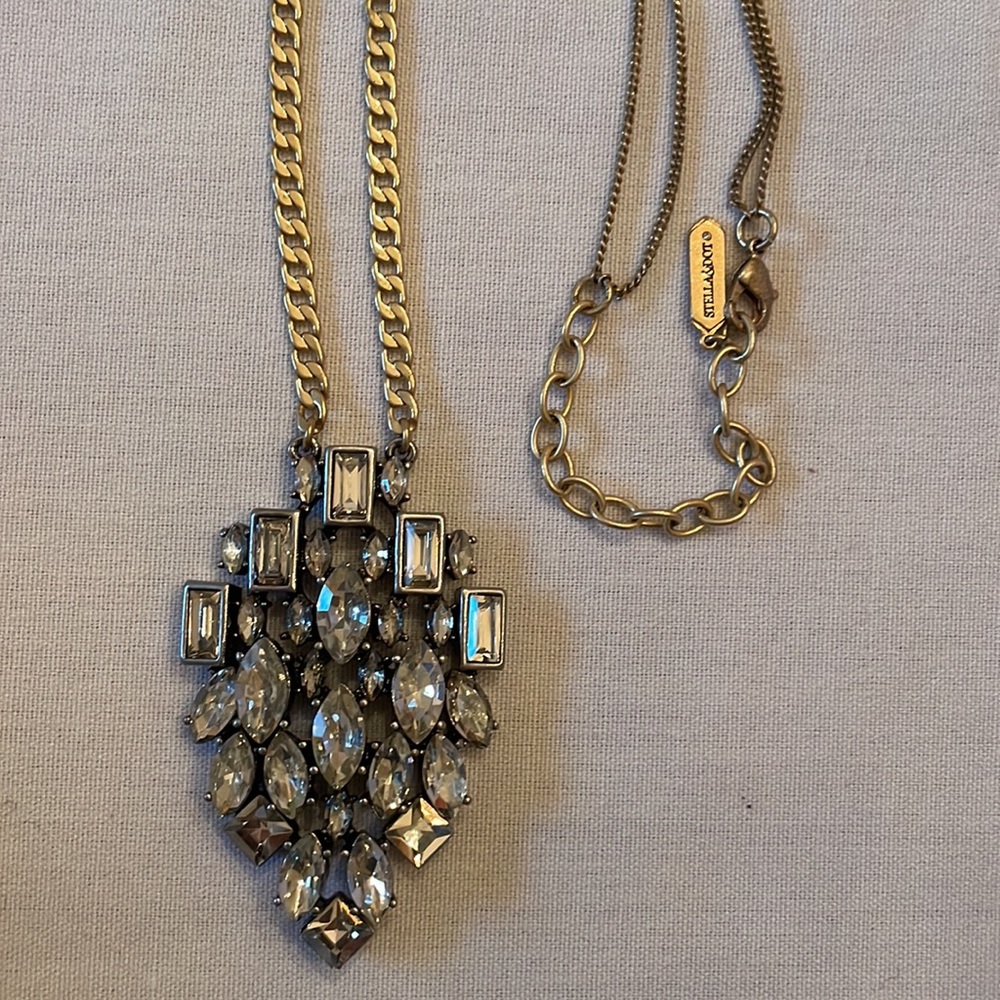 Stella & Dot Regency Pendant Necklace EUC